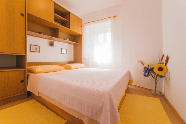 Omis Center Vila エクステリア 写真